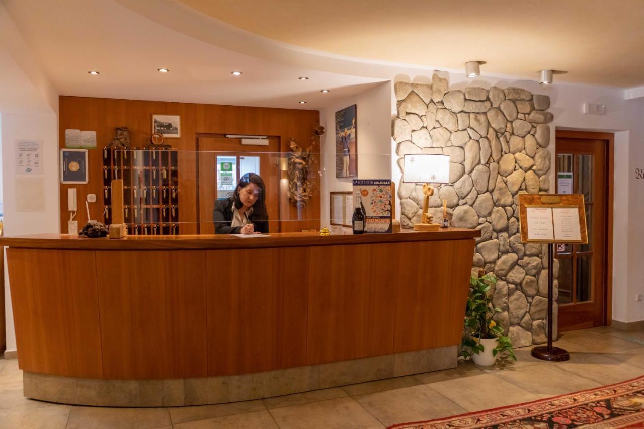 Hotel Martinerhof ซานลอเรนโซดิเซบาโต ภายนอก รูปภาพ