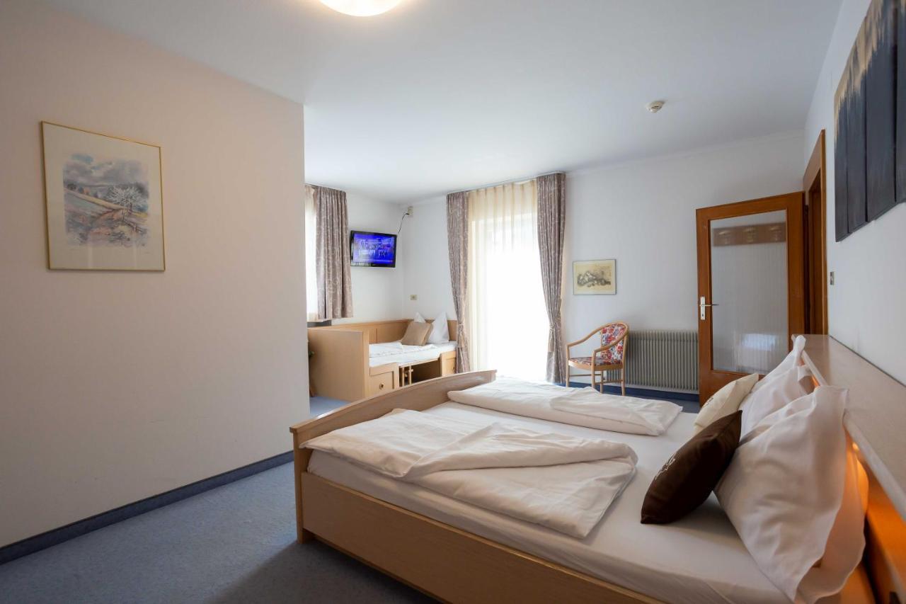 Hotel Martinerhof ซานลอเรนโซดิเซบาโต ภายนอก รูปภาพ
