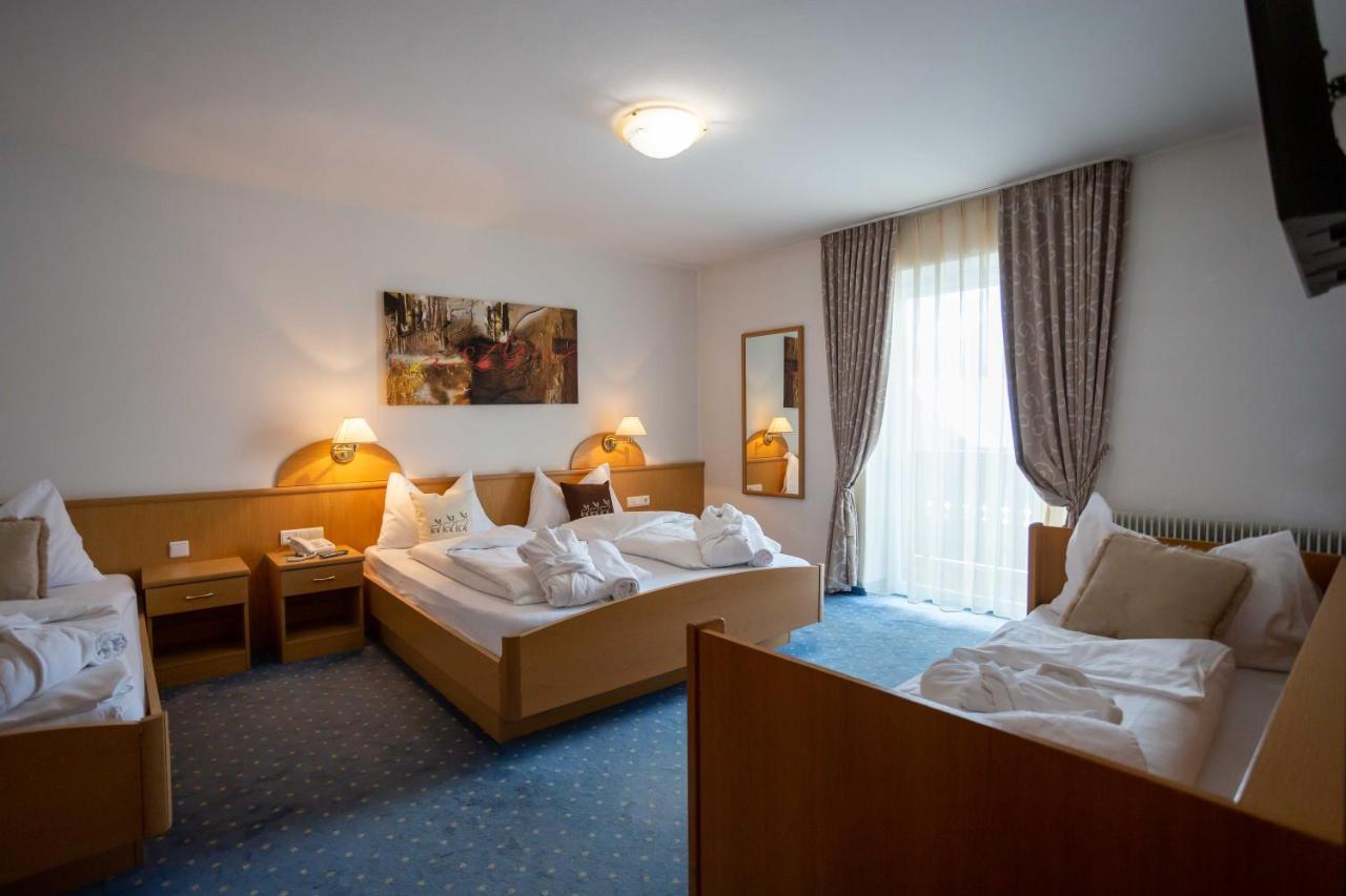 Hotel Martinerhof ซานลอเรนโซดิเซบาโต ภายนอก รูปภาพ