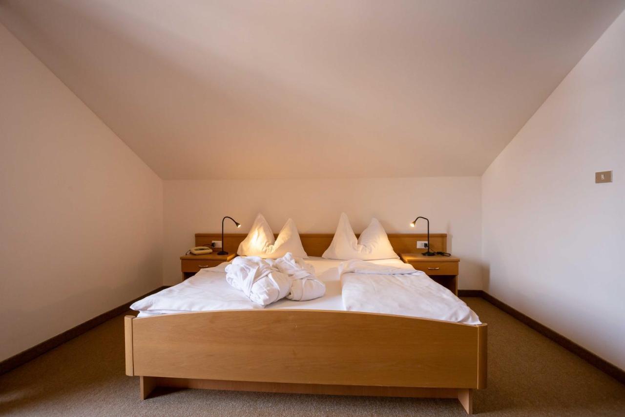 Hotel Martinerhof ซานลอเรนโซดิเซบาโต ภายนอก รูปภาพ